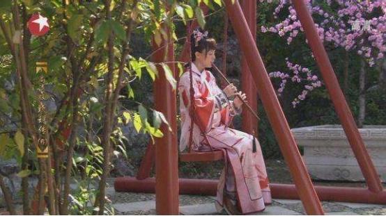 白小姐三期必开一肖,全面实施策略设计_GFM50.255艺术版