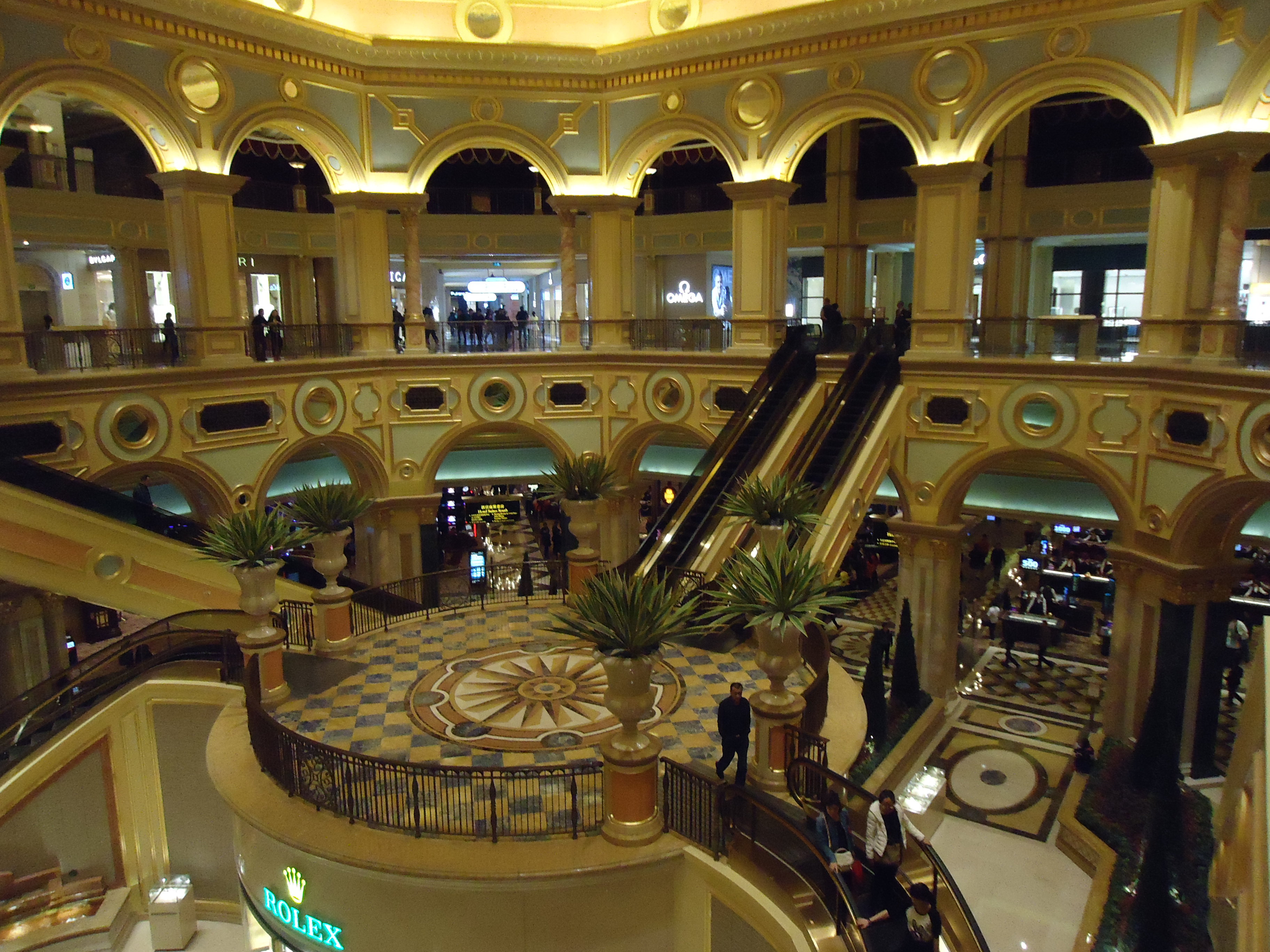 新澳门明天晚上9点35出什么生肖,社会承担实践战略_NMK29.939复古版