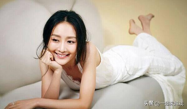 王鸥男人装最新封面故事,温馨日常小纪实