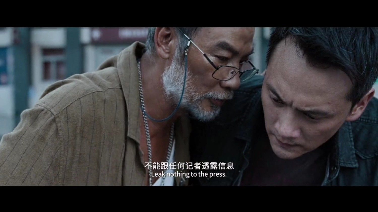 免费观看最新电影，温馨家庭观影之夜