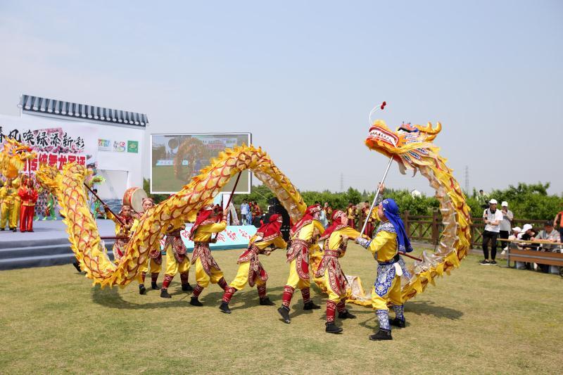 金山9路最新时刻表，自然美景探索之旅启程时刻