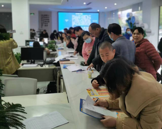 阆中工业园最新招聘启事，变化中的学习，自信舞台助力未来成就