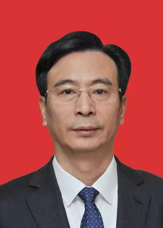 张家港最新副市长分工详解，日常职责与温馨一面