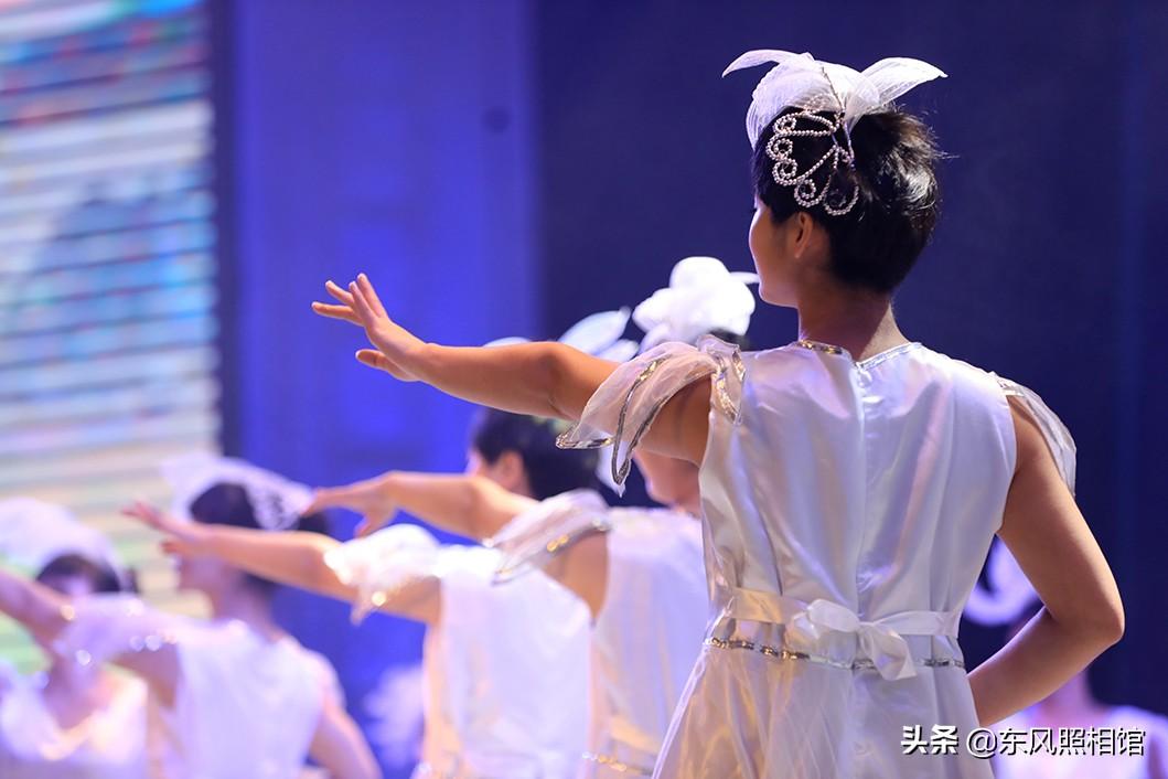 女子监狱的男狱警,最新章节探秘与解析