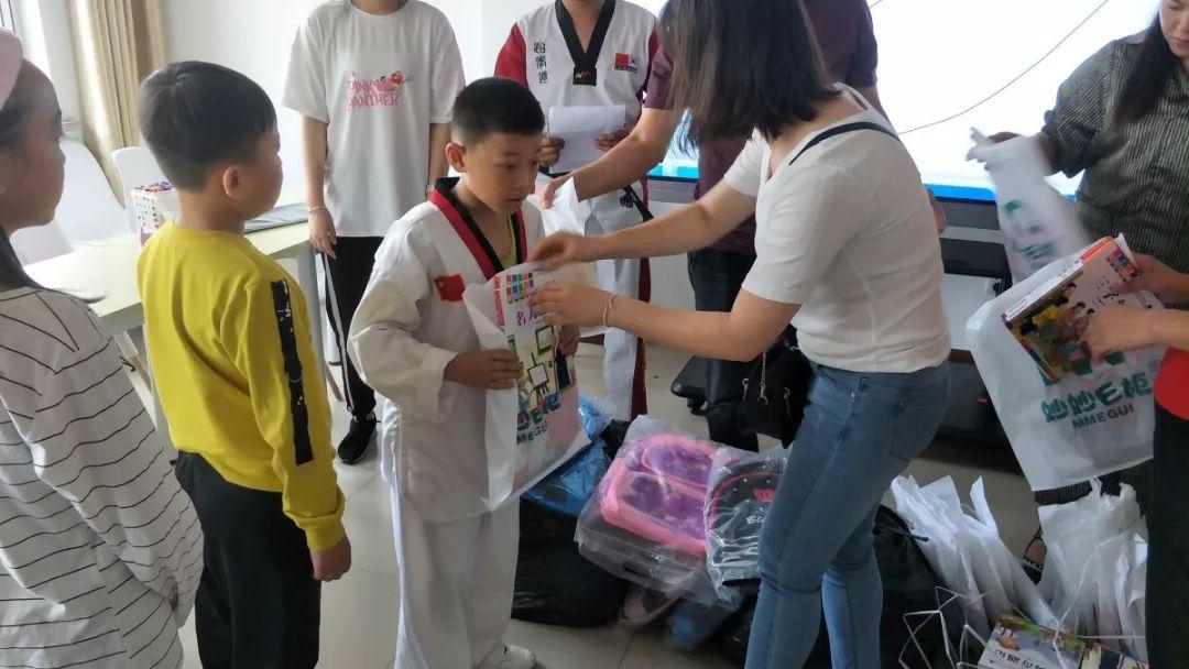 星美联合股票最新动态与小巷深处的隐藏惊喜