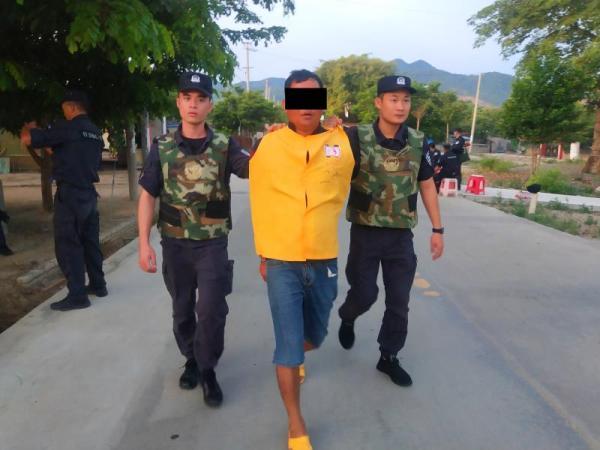 最新款惠利拖拉机惊艳亮相，科技重塑农业生产力图片展示！