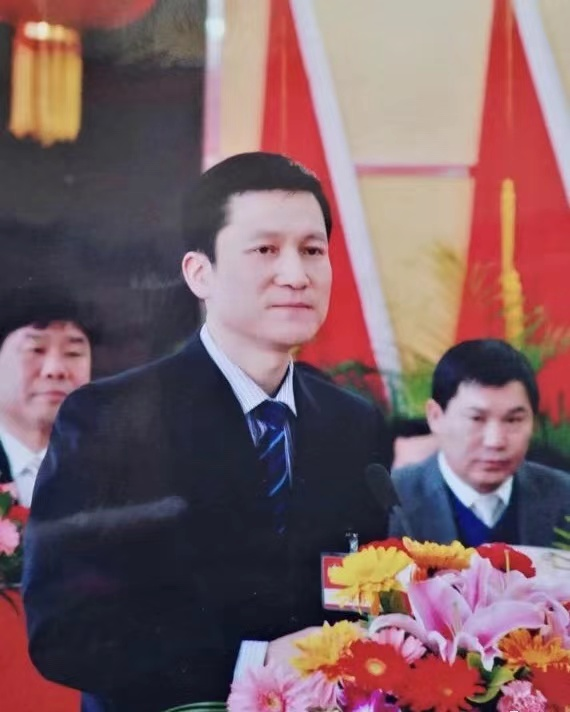 沧州冯耀武，最新奋斗篇章与成就感的自信展现