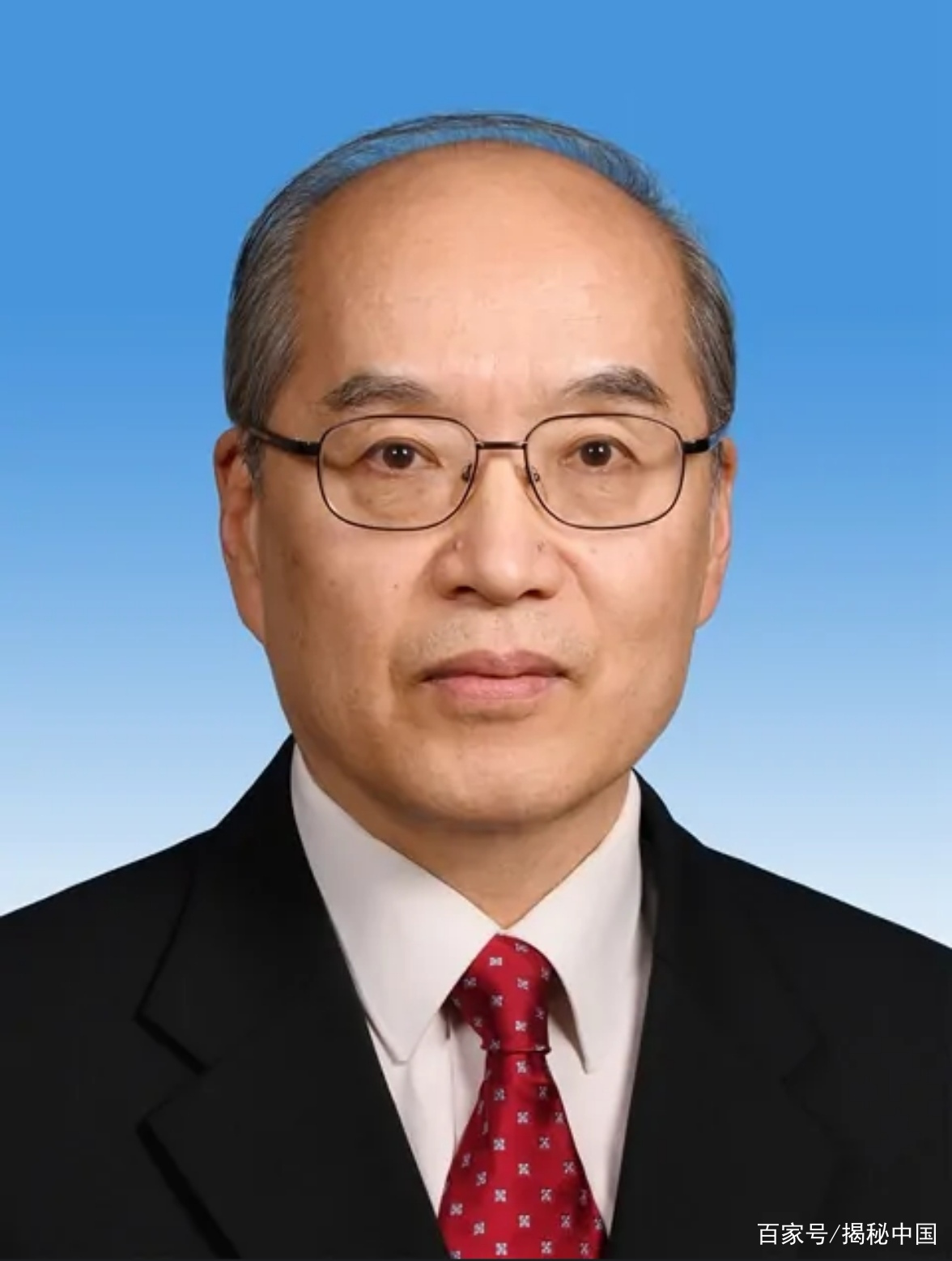 司法部新任司局长励志之路，自信与成就感照亮未来