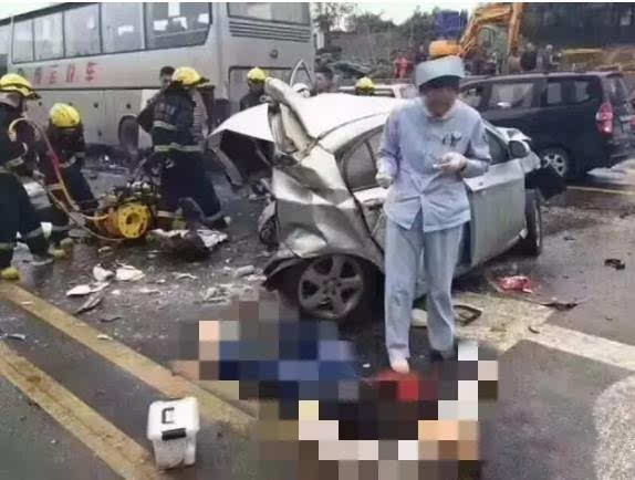 田阳车祸新闻背后的故事，自然美景治愈之旅揭秘