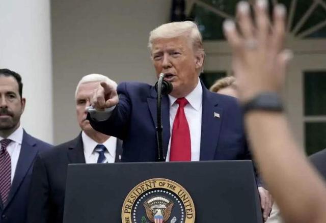 巴西总统关注疫情最新动态与小巷美食秘境的探索