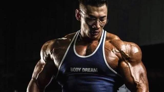 鹿晨辉比赛精彩瞬间,力与美的完美融合图片展示