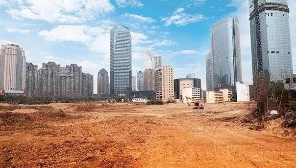 中国房市行情下的温馨家园故事探索