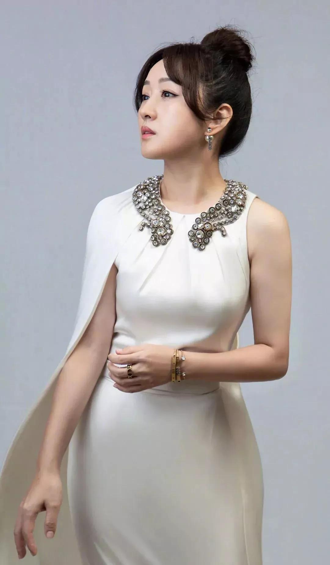 探索摄影艺术魅力与多样性的最新写真集