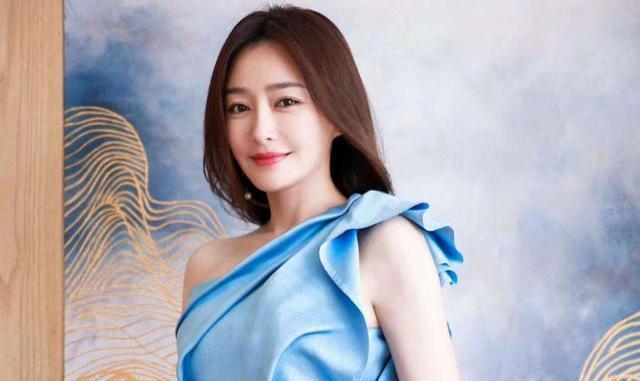 恋爱技巧新攻略,轻松俘获爱情的心!