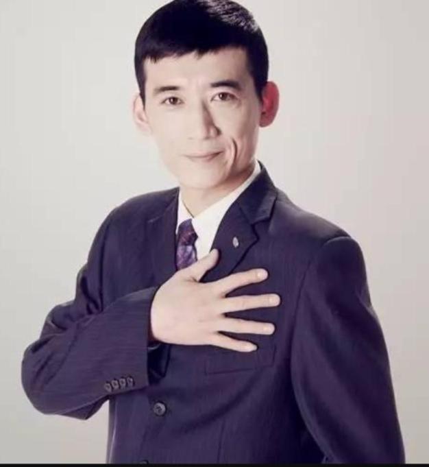 男老演员的魅力时光,经典角色的永恒风采