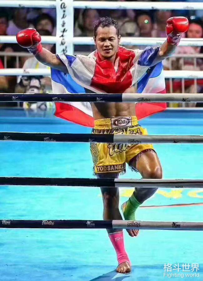 昆仑决61比赛结果揭秘,小巷奇遇与独特小店背后的故事