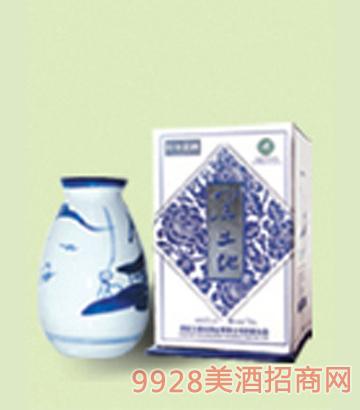 黑土地酒,励志故事与价格背后的力量,一杯酒见证时代变迁的图片展示