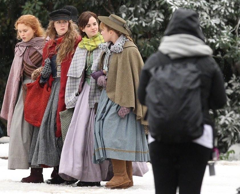 艾玛沃特森最新街头造型,时尚潮流中的个人表达探讨