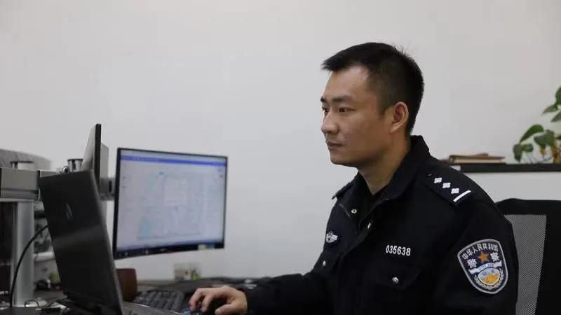 非常公民演员表，心灵之旅中的自然美景