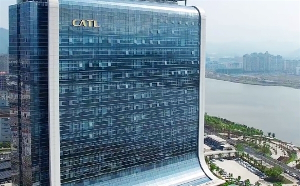 宁德时代引领未来,科技与生活的融合,成功上市开启新篇章!