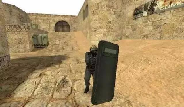 CS比赛为何禁止防爆盾的使用?原因解析