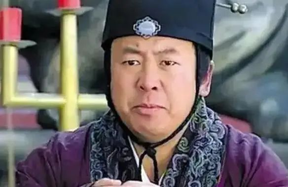 张国峰演员日常与小巷奇遇记