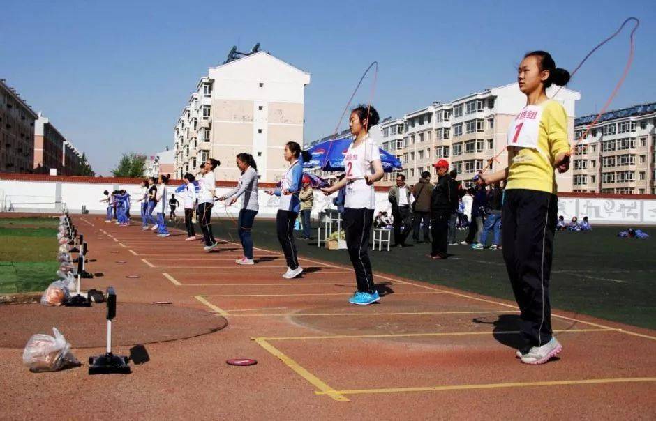 跳绳比赛技巧深度解析与个人经验分享