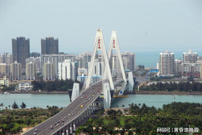 三亚市户籍政策解读,变化中的自信与成就之旅