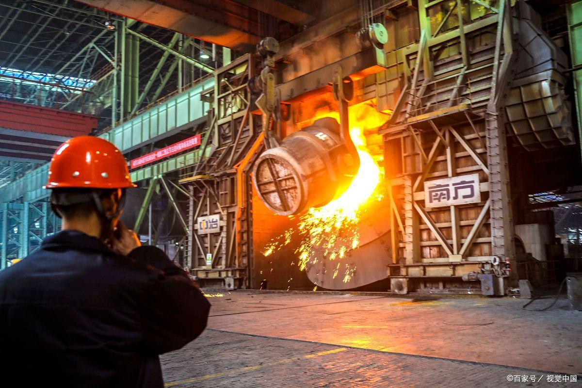 最新钢铁资讯与探索自然美景的双重旅程,钢铁之旅,寻找内心宁静的旅程