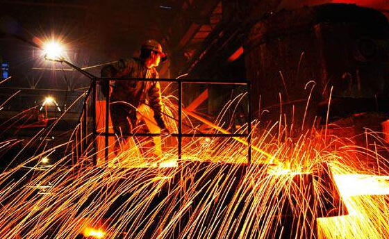 最新钢铁资讯与探索自然美景的双重旅程,钢铁之旅,寻找内心宁静的旅程