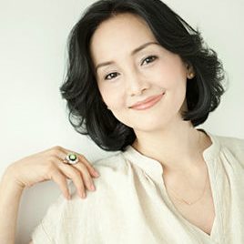 倪迎春,从默默无闻到星光璀璨的成长故事激励人心