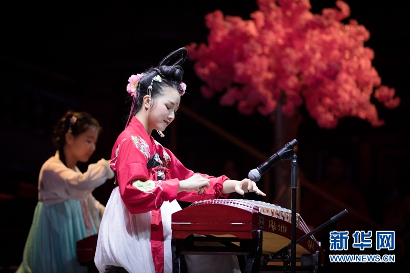 一曲千转百回的自信与荣耀之旅，2025年古筝比赛盛大启幕