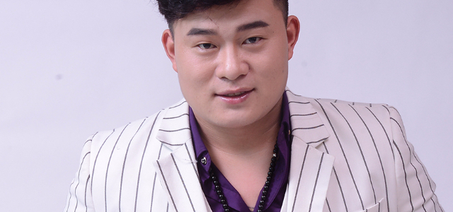 梁凯演员的舞台生活小日常