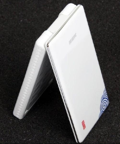 华为翻盖手机最新款，一段温馨日常故事开启的通信新纪元