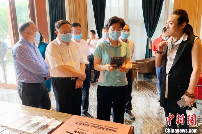 重庆市委常委最新动态，关注与了解步骤指南