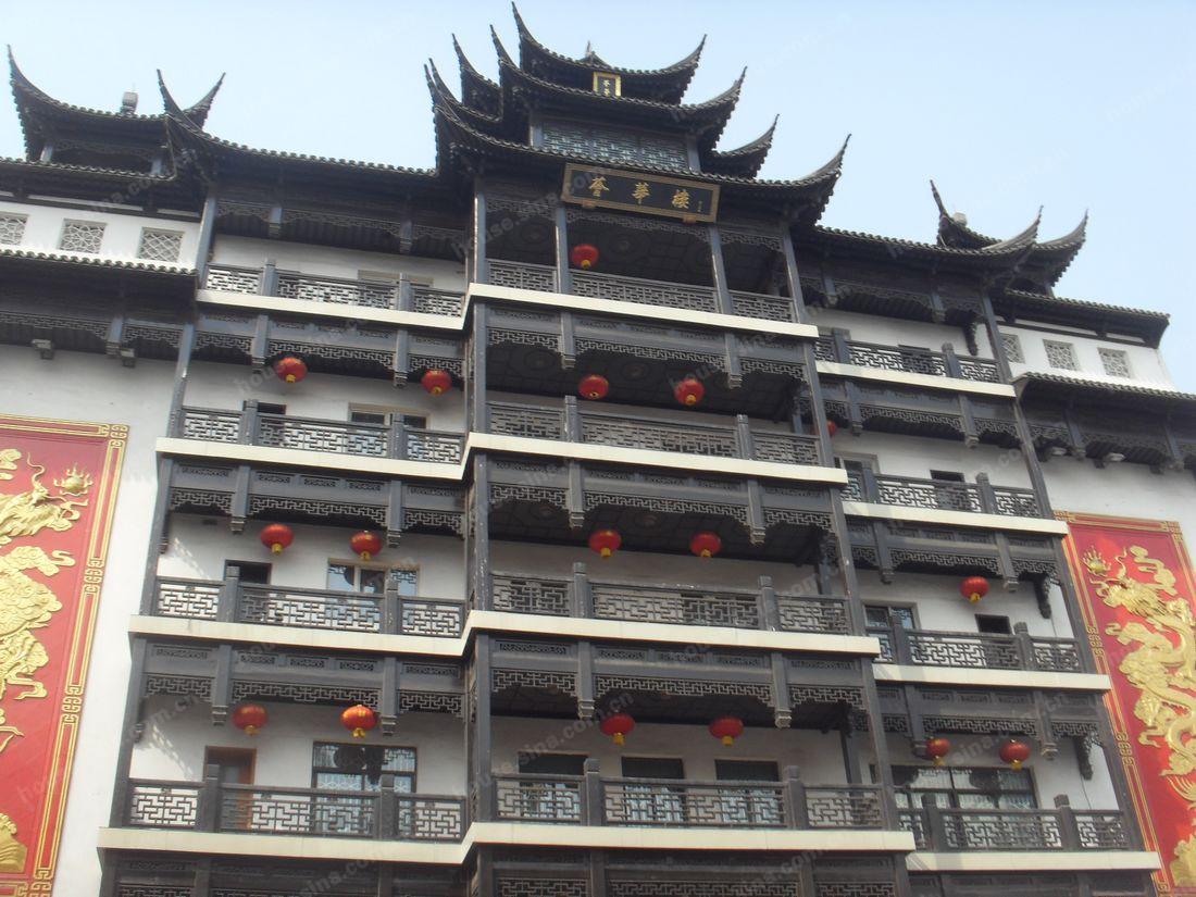 中街九龙港最新资讯，温馨日常故事揭秘