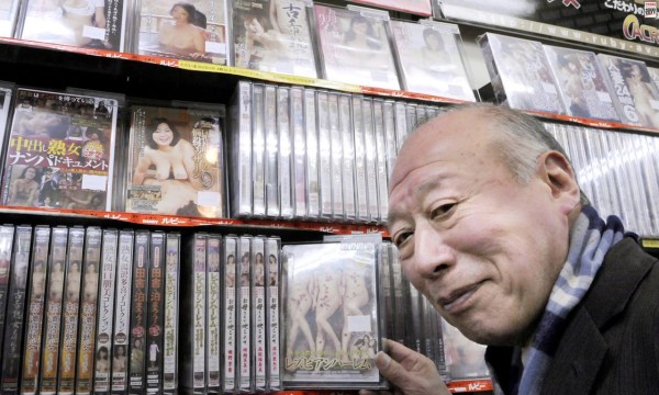 日本成人电影的陷阱与启示，探索边缘的代价与反思