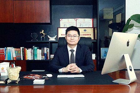 海河金融唐珣的动态，金融浪潮中的奋斗与励志故事