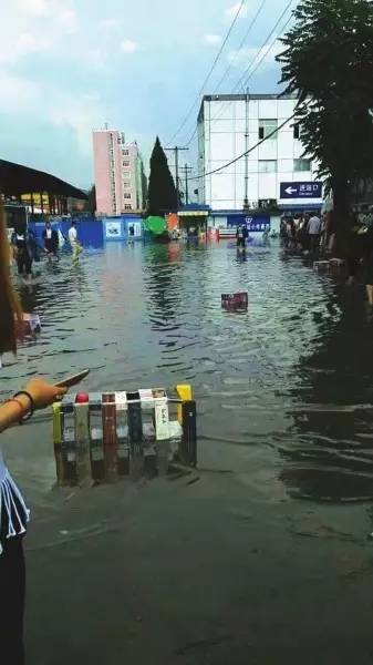 天水暴雨背后的力量,自信与成就感的彰显